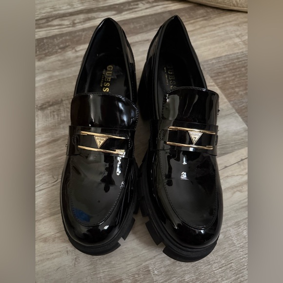Guess Chunky Y2K Black‎ Women’s Loafers Platform Size 10 - Picture 3 of 6